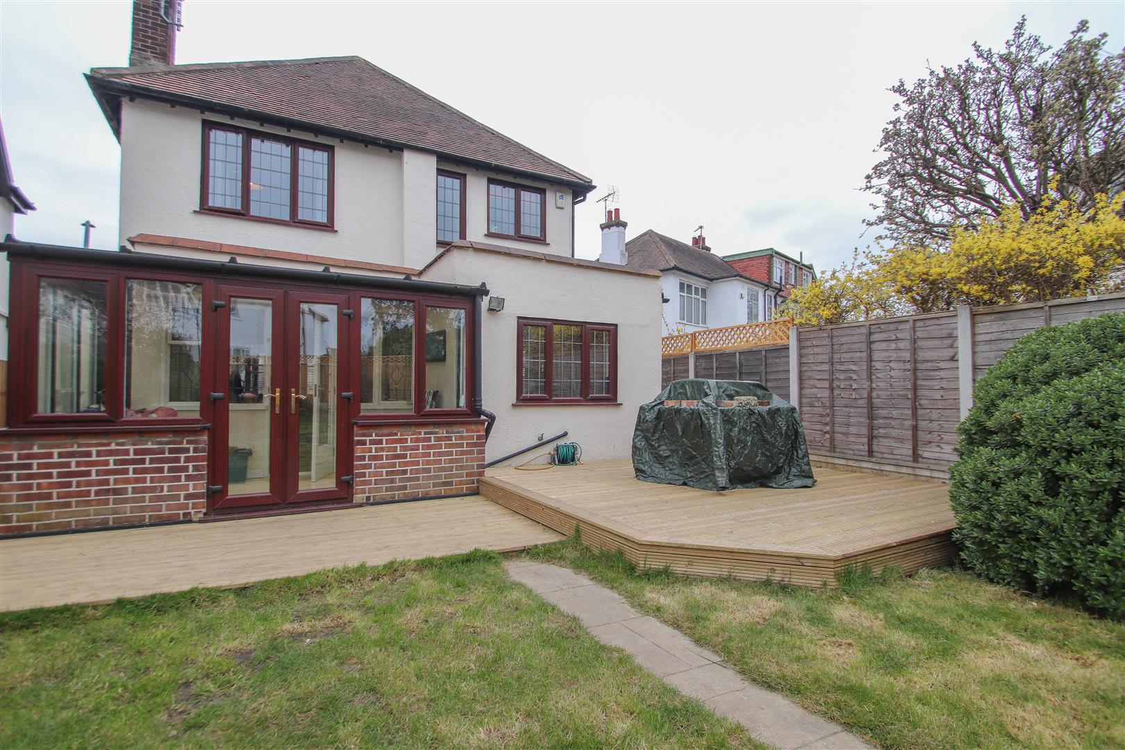 Appointmoor The Ridgeway, Chalkwell